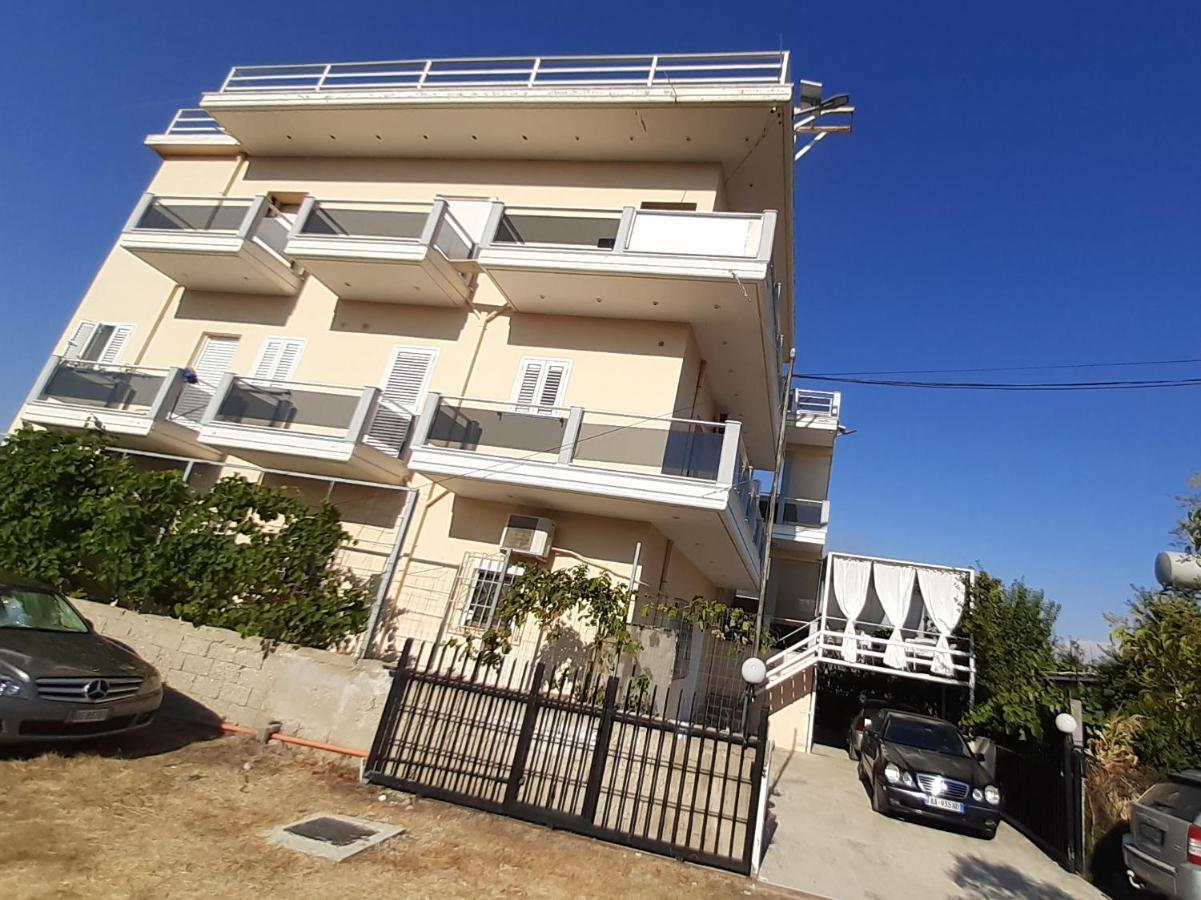Collaku Apartment'S Vlore Luaran gambar
